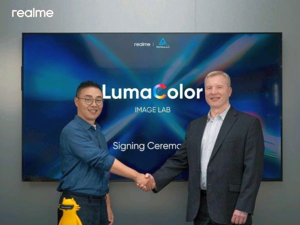 1 Realme, Memperkenalkan LumaColor IMAGE pada realme 16 Series 5G, Mendirikan LumaColor IMAGE LAB, TÜV Rheinland