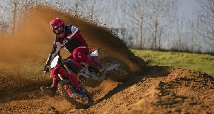 Ducati Desmo450 MX Factory, Motor Motocross, Siap Balap dari Borgo Panigale