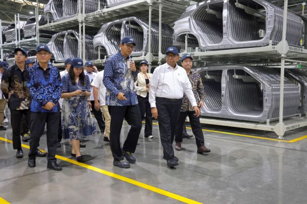 Tangkap Geliat Pasar EV, Kemnaker Siapkan SDM Terampil, Sektor Green Jobs