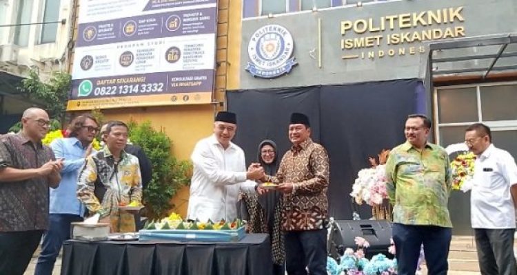 Wujudkan Cita-cita Almarhum Soal Pendidikan, Zaki-Intan Resmikan Politeknik Ismet Iskandar, tangerang