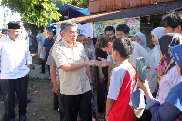 Kemnaker, Siapkan Pelatihan Berbasis AI bagi 3.100 Pemuda, Padang