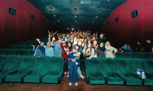 Bioskop Banjir Air Mata, 88.060 Penonton Jadi Saksi Dua Hari Pertama, Betapa Berharganya Memori Ibu, Film Yang Lain Boleh Hilang Asal Kau Jangan