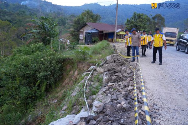 Menteri Dody, Kementerian PU, Susuri Jalur Pegunungan Aceh-Sumut, Tanjakan Kedabuhan di Subulussalam