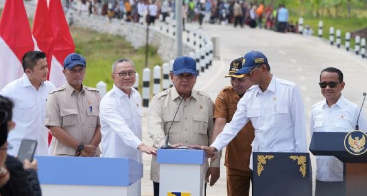 Jalan Daerah Era Presiden Prabowo Diperlebar. Menjadi Sekitar 8 meter Dari Semula Sekitar 3 Meter, kementerian PU