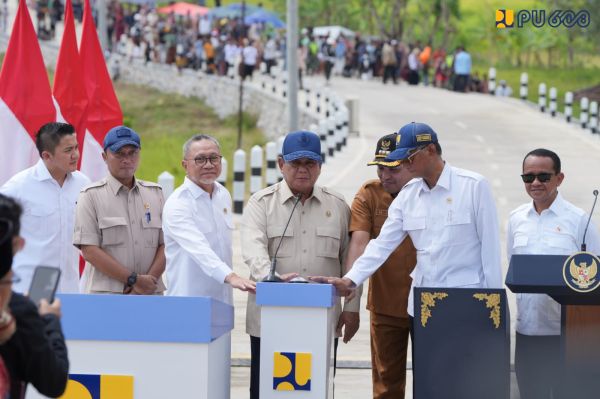 Jalan Daerah Era Presiden Prabowo Diperlebar. Menjadi Sekitar 8 meter Dari Semula Sekitar 3 Meter, kementerian PU