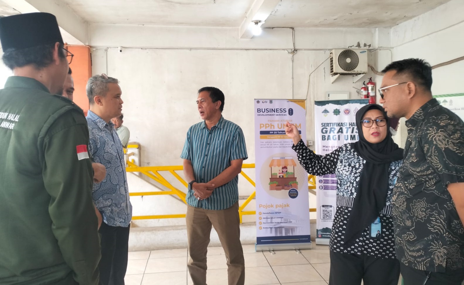 Permudah Legilitas, DPMPTSP Tangsel, Pengurusan NIB dan Sertifikasi Halal, Pasar Serpong