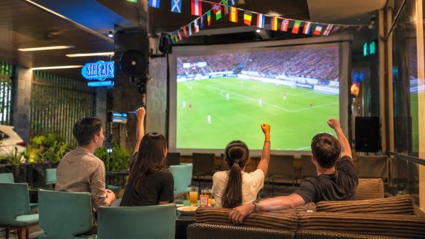 Saatnya Nobar Lebih Seru, Rayakan Euforia Sepak Bola Dunia, ibis Styles Serpong BSD City
