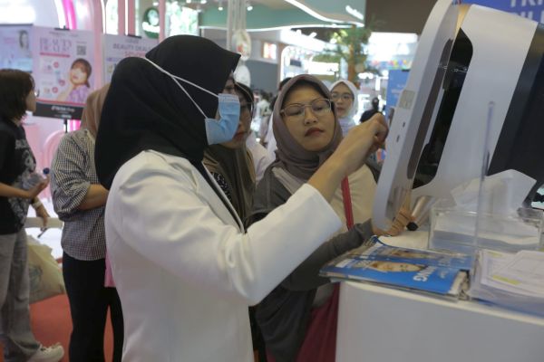 Jakarta Fair, Bawa Berkah Bagi Pelaku Jastip, HUT JAKARTA
