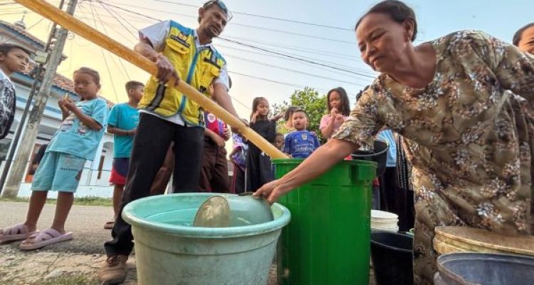 Kementerian PU, Salurkan Bantuan Air Bersih Bagi Masyarakat, Kekeringan di Lebak