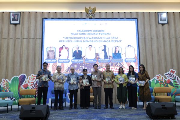 Menghidupkan Warisan, Buku Kisah Para Perintis Kompas Gramedia, Hadir sebagai Legacy dan Inspirasi Bangsa, UMN