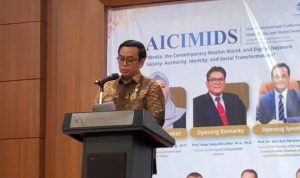 1 Prof. Ahmad Tholabi Kharlie, Pentingnya Literasi Digital, Pengembangan Komunikasi Islam