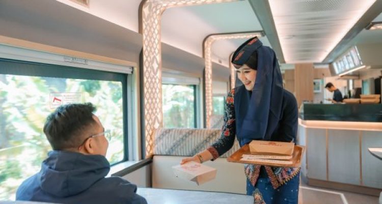 KAI Services, Hadirkan Pengalaman Kuliner, Kereta Makan