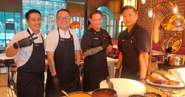 1 Digelar 17 Oktober, King’s Table, Kolaborasi Live Cooking, Chef Dean dan Tiga Alumni Master Chef, dalam Satu Panggung Kuliner, di Novotel Tangerang BSD City